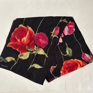 Ladies Echo Black W/Dramatic Red Roses 100% Silk 11” x 60” Scarf